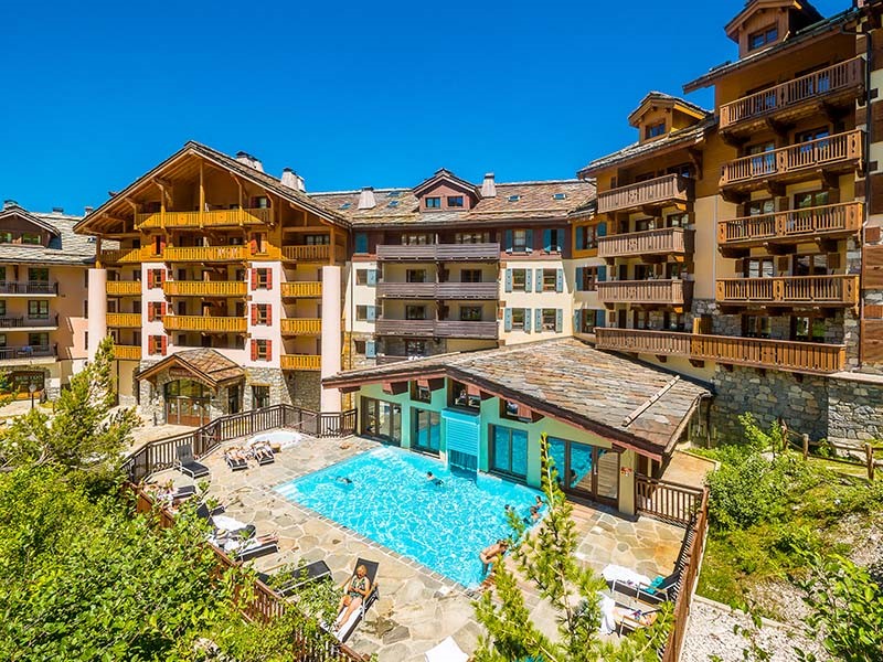 Accommodation in Les Arcs l luxury hotels in Arc 1950 family stay 