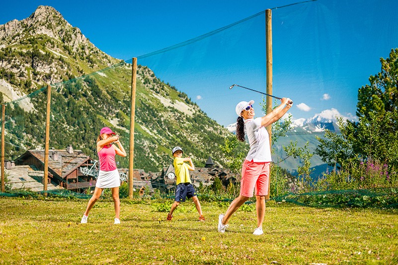 golf summer arc 1950 french alps holidays Mont-Blanc mountains family outdoor sport