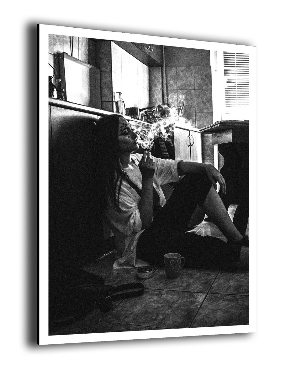 Portrait - Smoking Girl