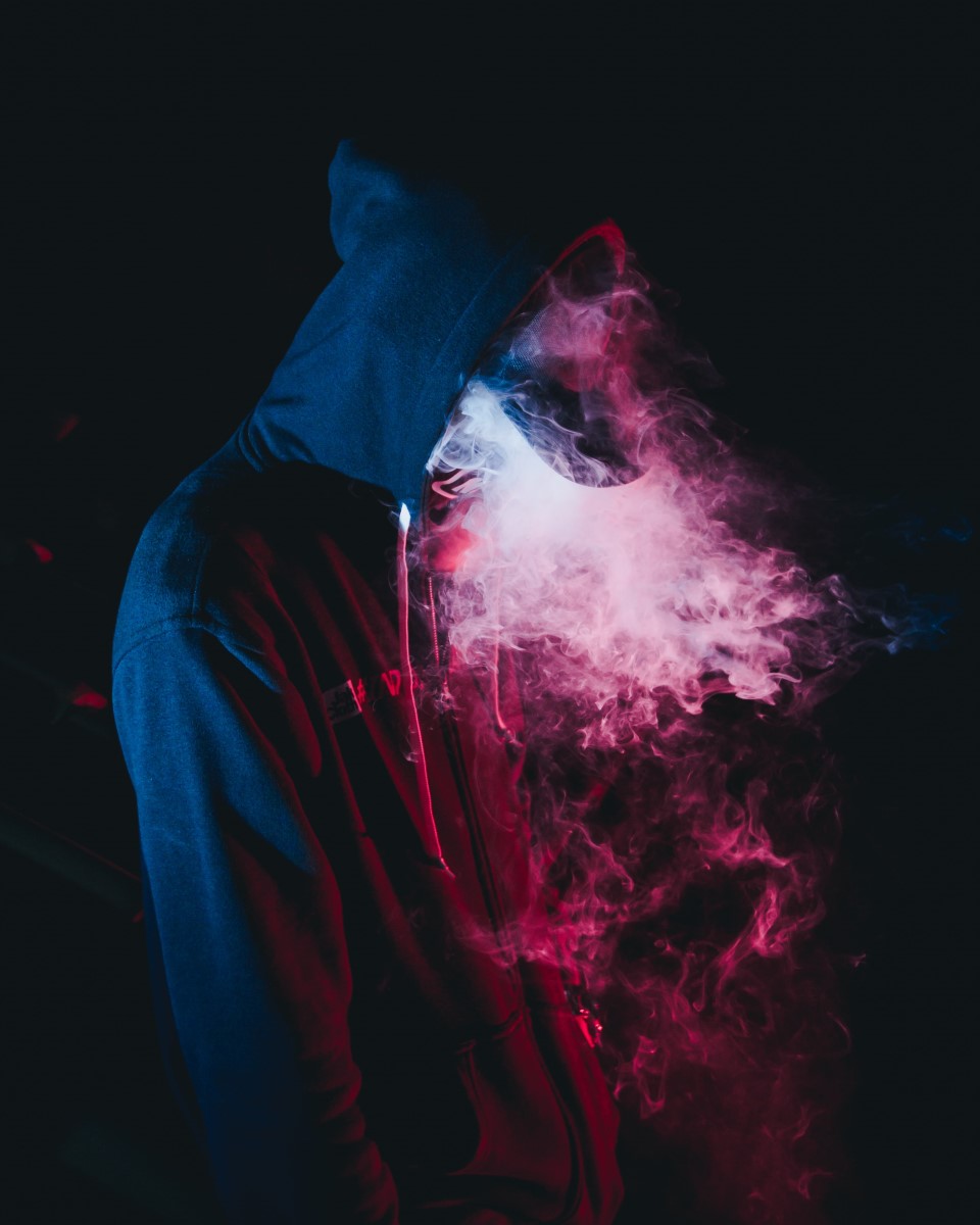 Portrait - Wlid smoke