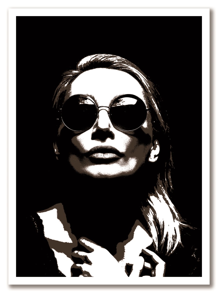 Portrait - Femme Fatale