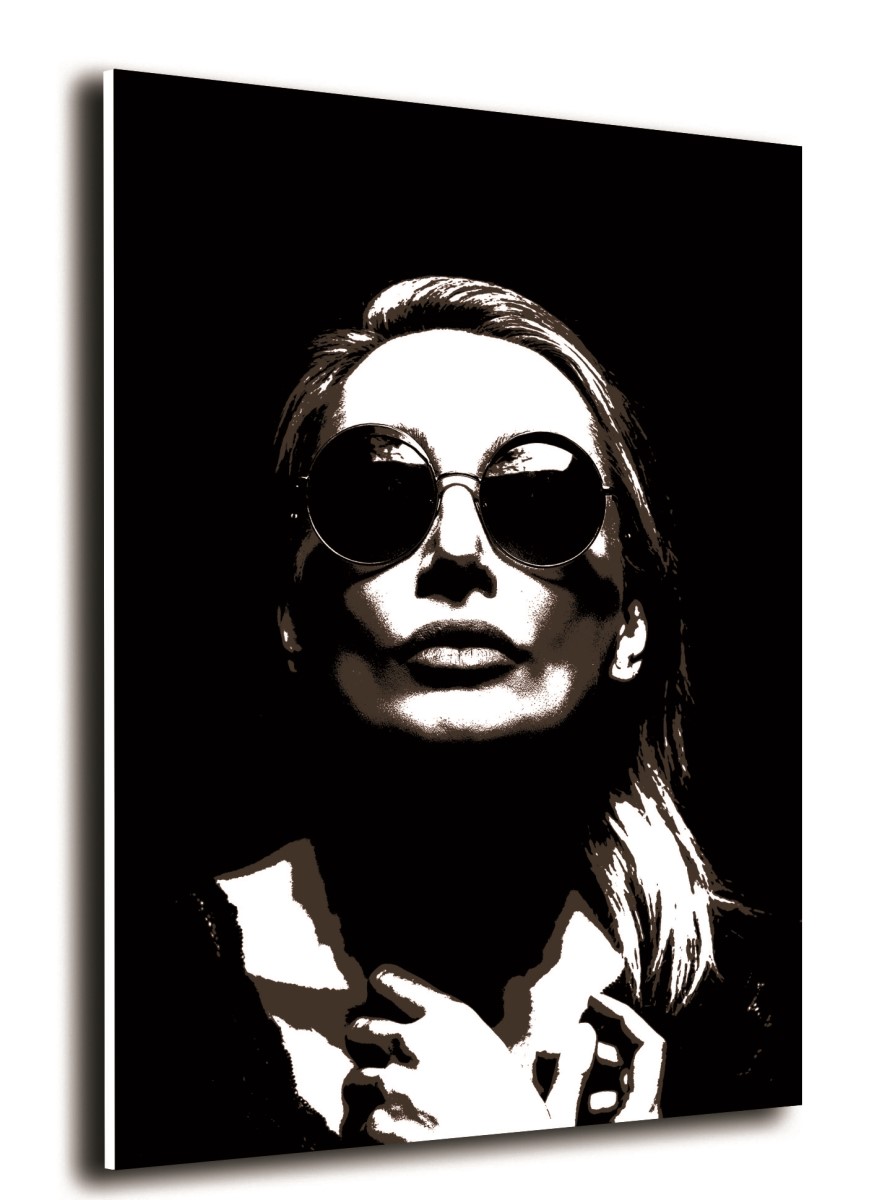 Portrait - Femme Fatale