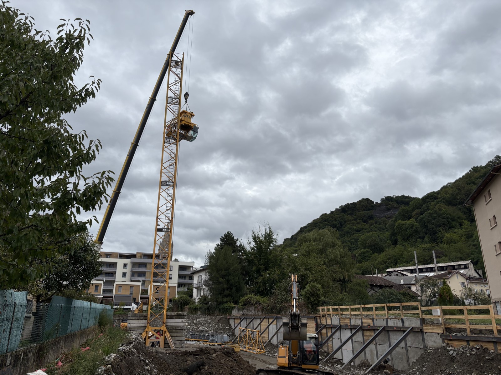 Domène - Pose de la grue 