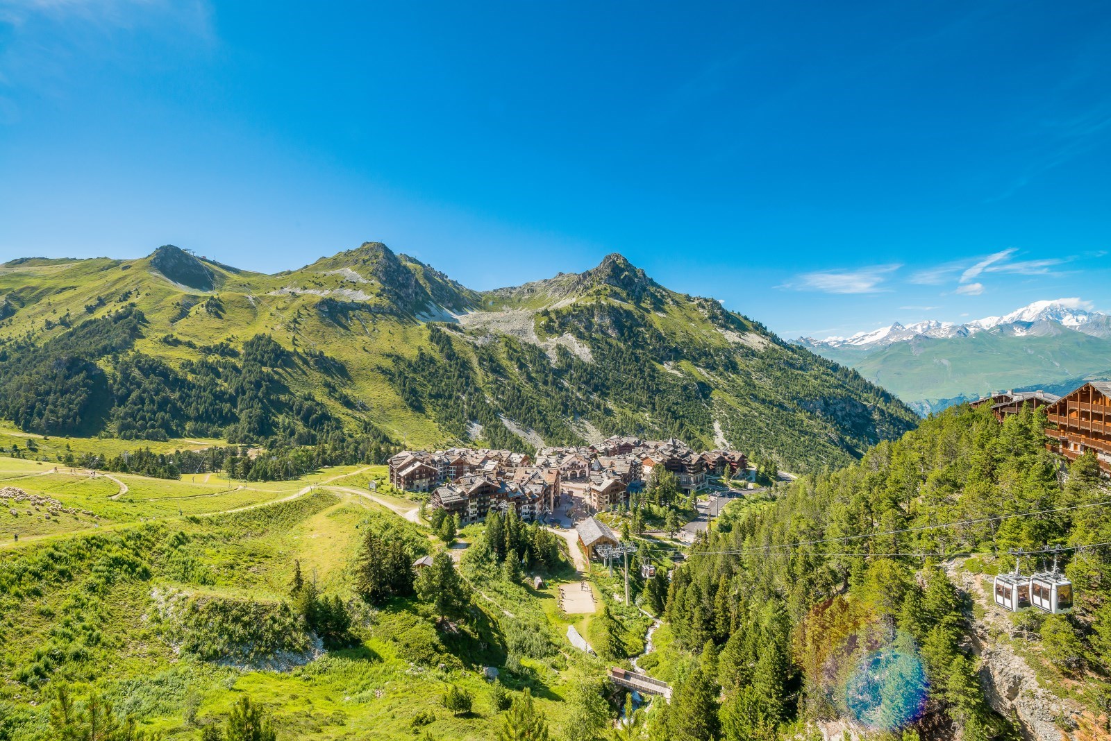 Family and luxury ski resort in the French Alps, Les Arcs ski resort